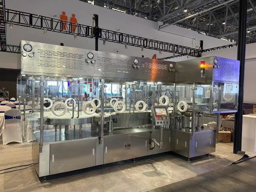 Últimos blogs da empresa sobre Como a tecnologia de inserção de nitrogênio revoluciona os processos de enchimento e tampa de solução IV?