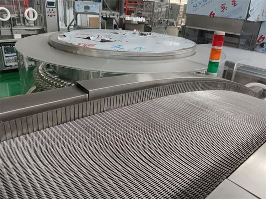 Comprar Máquina de lavagem de ampolas por ultrassom Lavar rotativo para ampolas com água pura Padrão GMP fabricação em linha