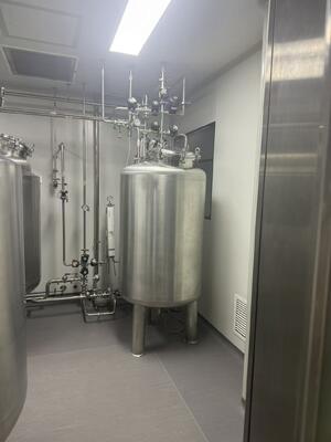 Comprar Máquina de enchimento de ampolas de alta eficiência para ampolas de 20ml com enchimento e selagem de lavagem fabricação em linha