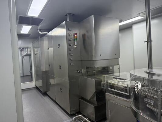 Comprar Linha de vedação de enchimento de 10ml para lavagem de ampola Zona laminar ISO 5, 15000 pcs/h ±0,5% Preenchimento de precisão AGF-12S fabricação em linha