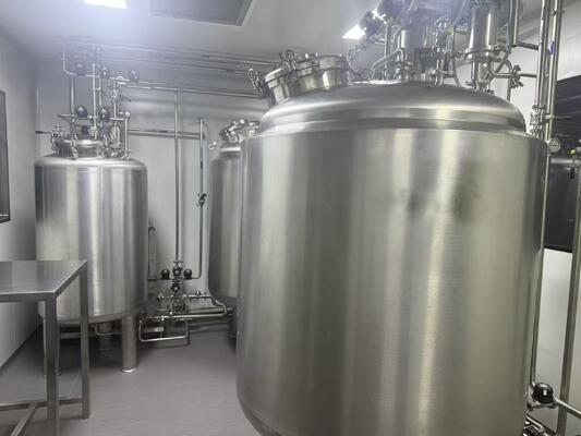 Comprar Linha de Lavagem, Esterilização, Enchimento e Selagem de Ampolas de 10ml com Precisão de Servo ±0,5%, 30000 unidades/h, CIP sem Ferramentas AGF-14S fabricação em linha