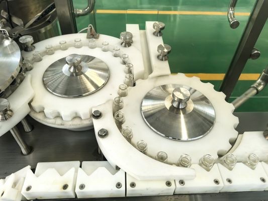 Máquina de enchimento de frascos líquidos para formulações líquidas sensíveis Sistema de enchimento e vedação de alta velocidade